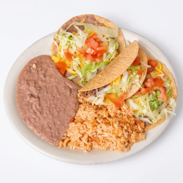 Los Tres Plate.